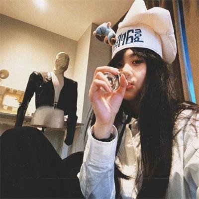 铁汉淫娃